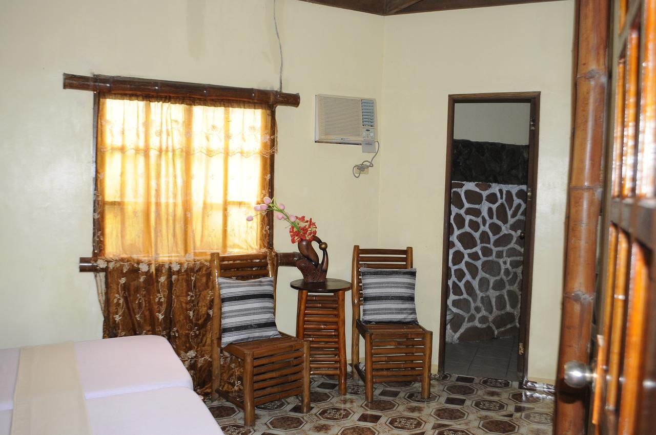 Casa Aviara Resort & Hotel Puerto Galera Dış mekan fotoğraf